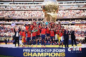 阿斯：特朗普突破足球伦理底线 FIFA颁发和平奖令足球界蒙羞